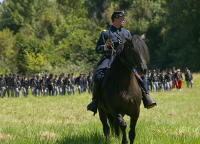 Lieutenant Morris and Heritage in front of the battalion